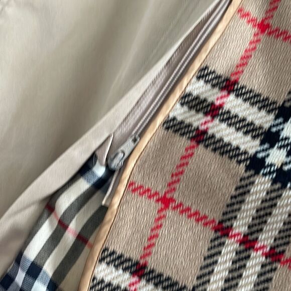 Burberry Men’s Lined Trench Coat - Picture 5 of 11